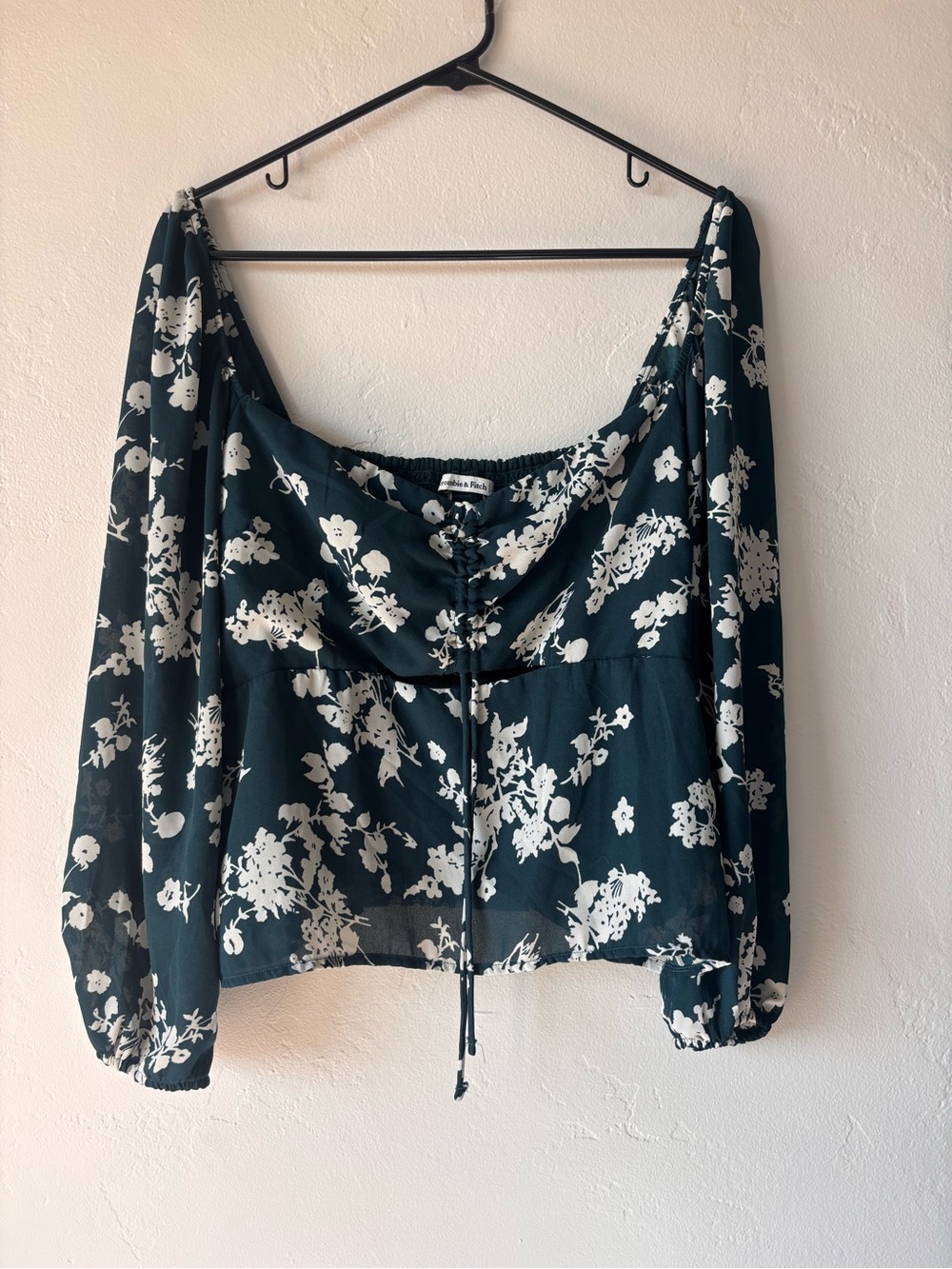 Abercrombie & Fitch Floral Long Sleeve Blouse